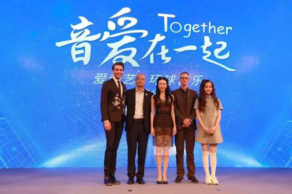 李玉刚最新歌曲引领潮流，科技与生活的完美融合，高科技音乐体验震撼来袭