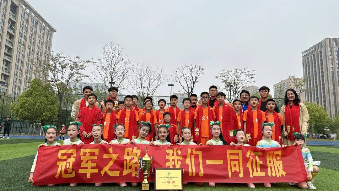 2025新奥门正版资料大全视频,综合评估分析_游玩版541.38