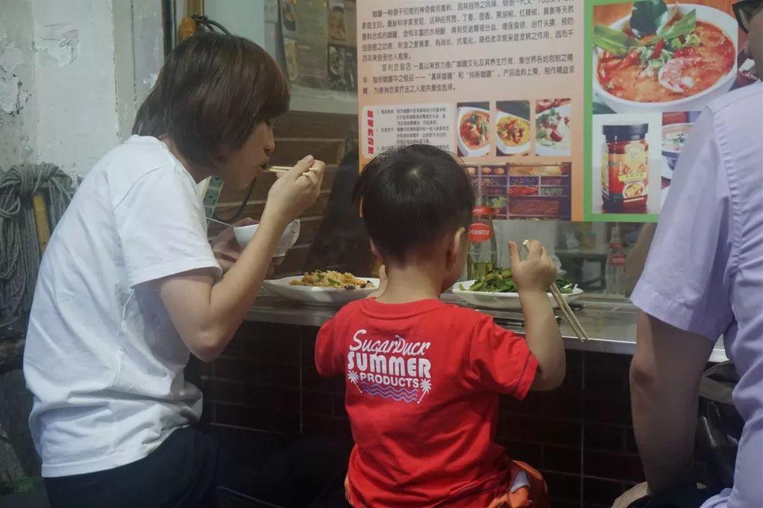 本周最新车文案带你探秘小巷深处的隐藏版特色小店风味独特之处