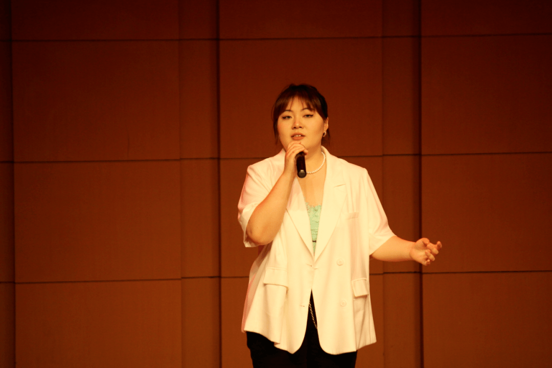 2025年网络红歌曲流行趋势解读，流行风潮与音乐趋势揭秘
