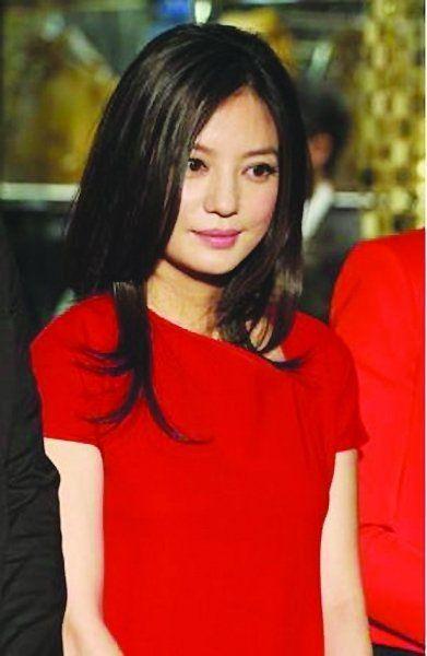 多维视角下的赵薇图片最新呈现，历史上的11月14日回顾与探讨