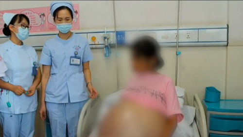 肚子不断膨胀变大视频女，肚子膨胀的视频 